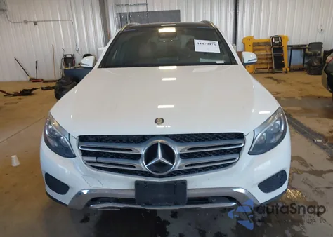 2016 Mercedes-Benz Glc 300 4Matic z USA, uszkodzony, nr VIN WDC0G4KBXGF034840